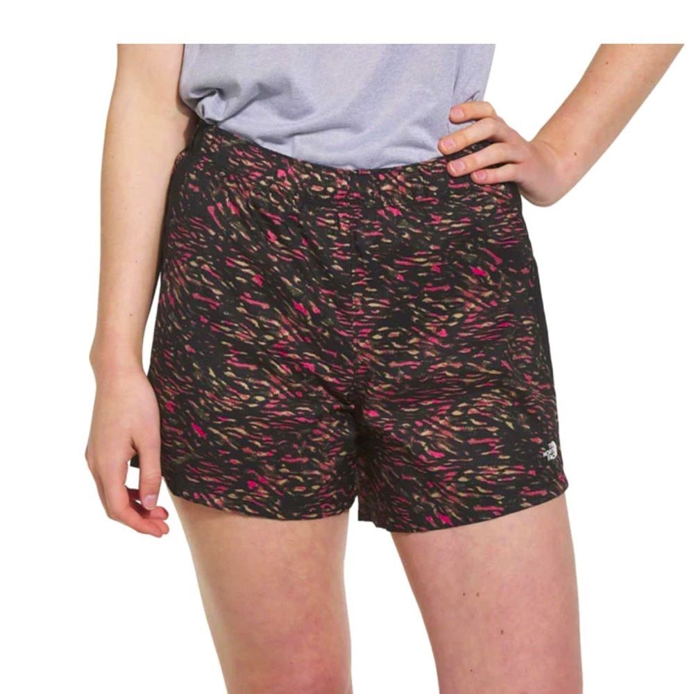 North face women’s elevation shorts size XL